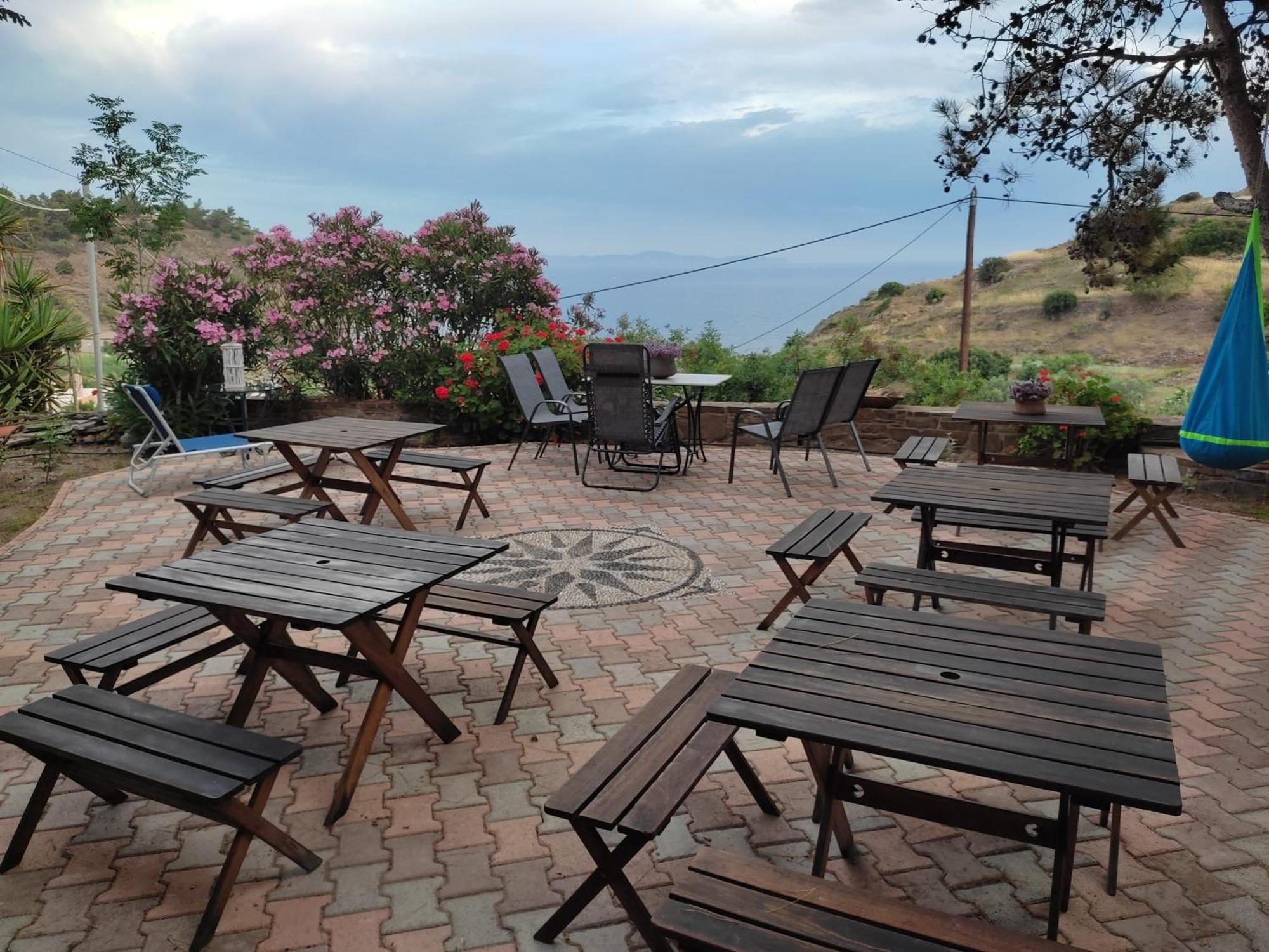 Zorbas Apartments Volissos Екстериор снимка