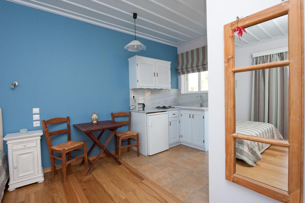 Zorbas Apartments Volissos Екстериор снимка