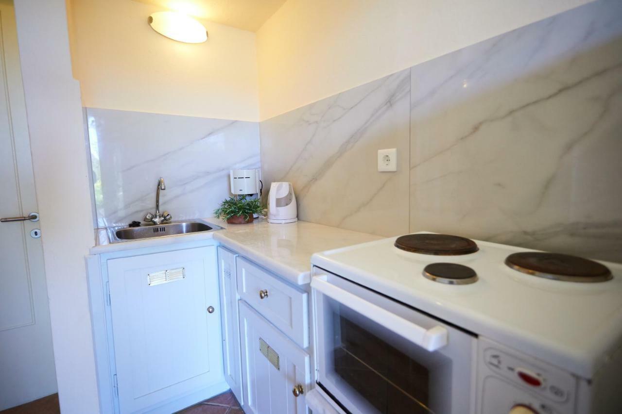 Zorbas Apartments Volissos Екстериор снимка