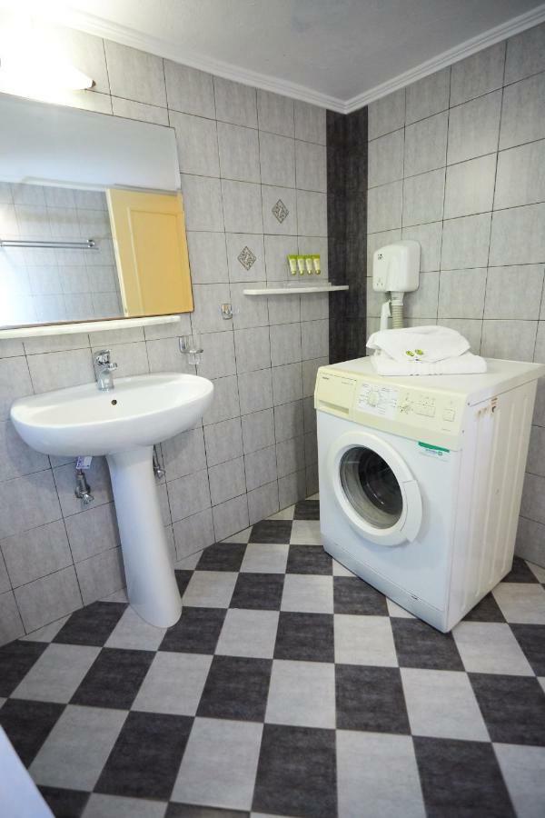 Zorbas Apartments Volissos Екстериор снимка