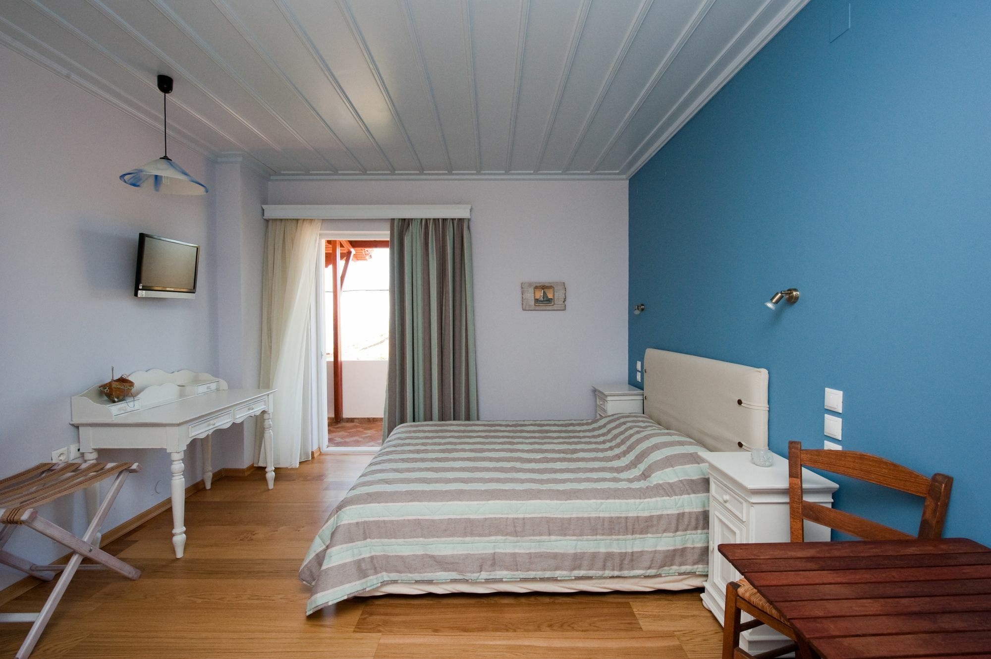 Zorbas Apartments Volissos Екстериор снимка
